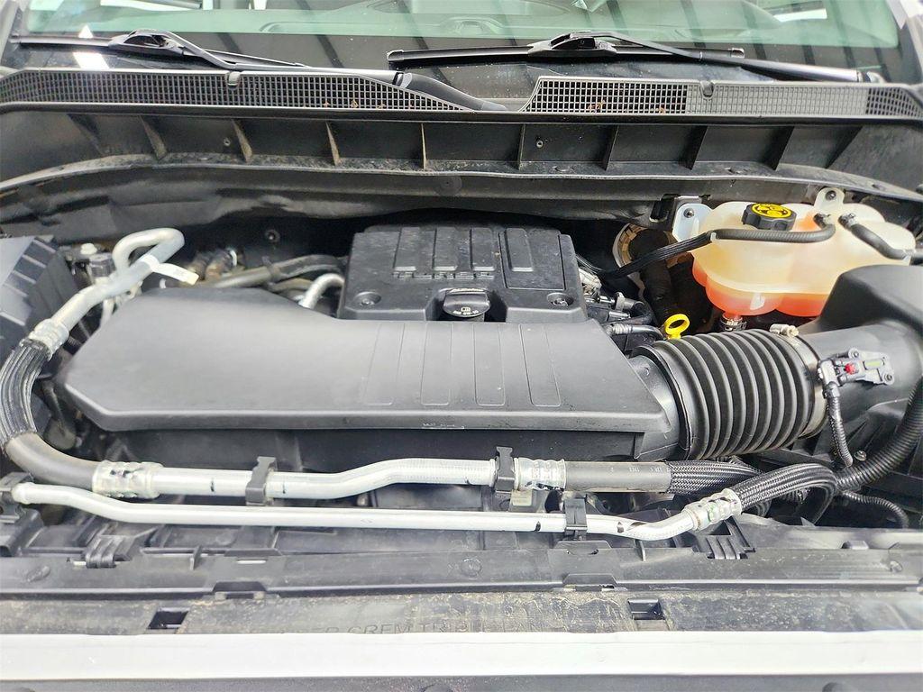 used 2024 Chevrolet Silverado 1500 car, priced at $35,690