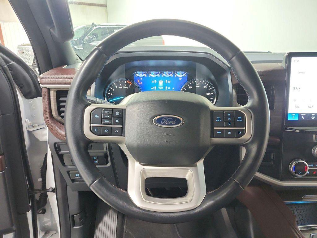 used 2024 Ford Expedition car, priced at $46,507