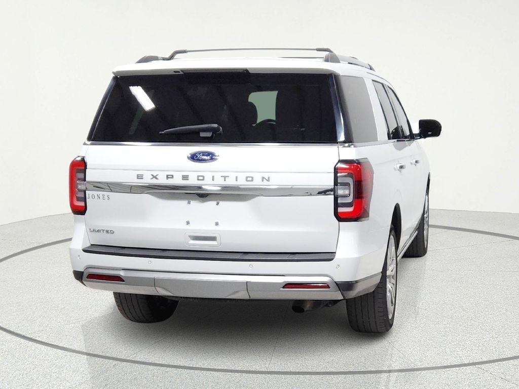 used 2024 Ford Expedition car, priced at $46,507