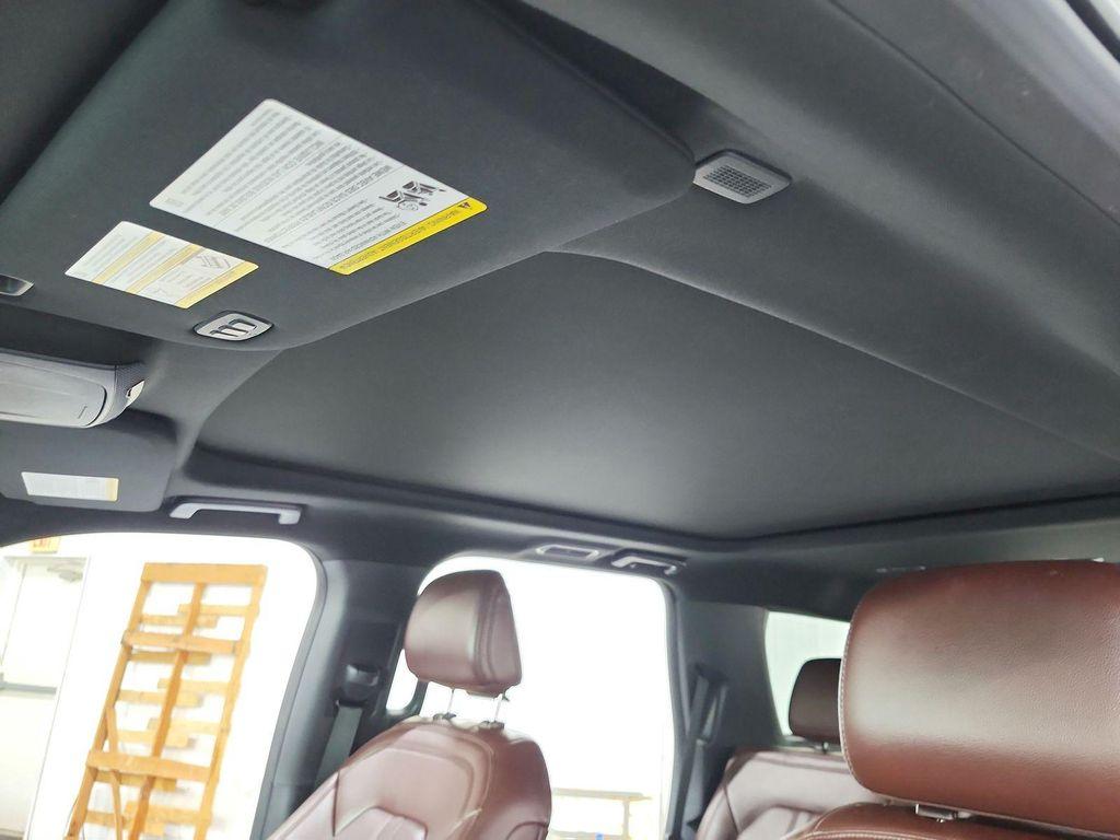 used 2024 Ford Expedition car, priced at $46,507