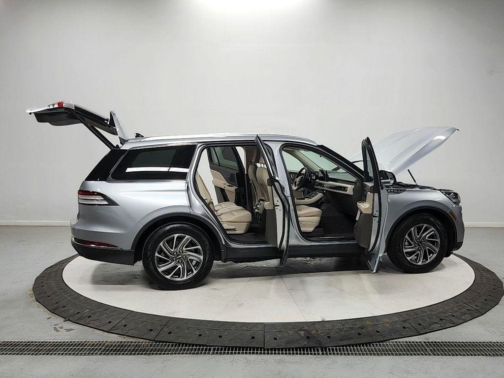 used 2023 Lincoln Aviator car, priced at $31,358