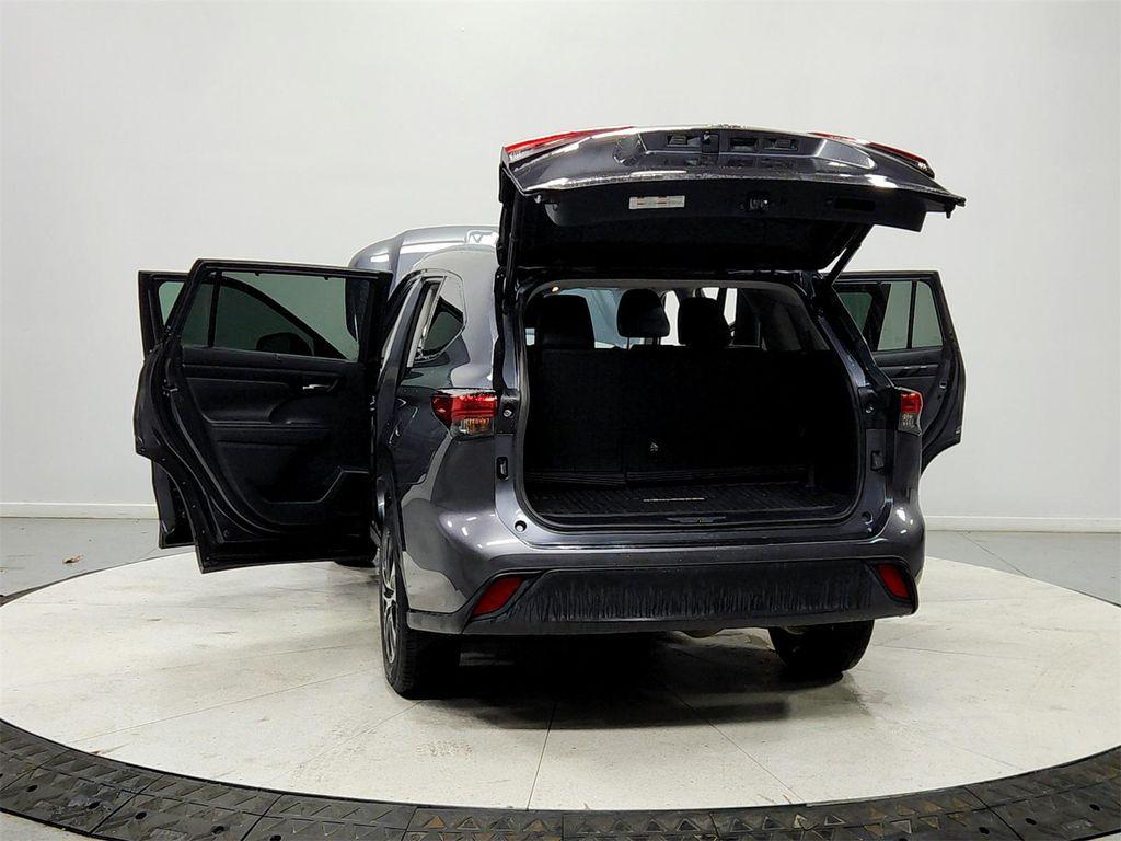 used 2020 Toyota Highlander car, priced at $24,411