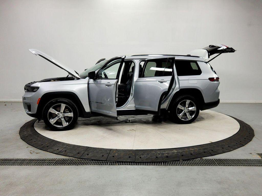 used 2021 Jeep Grand Cherokee L car, priced at $26,594