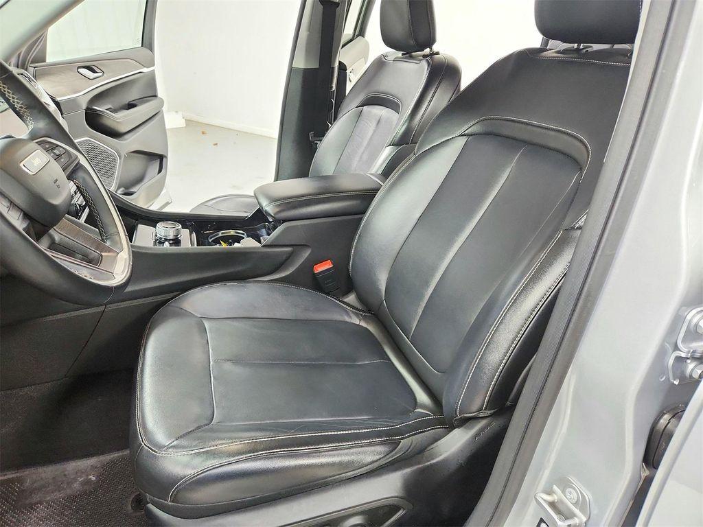 used 2021 Jeep Grand Cherokee L car, priced at $28,293