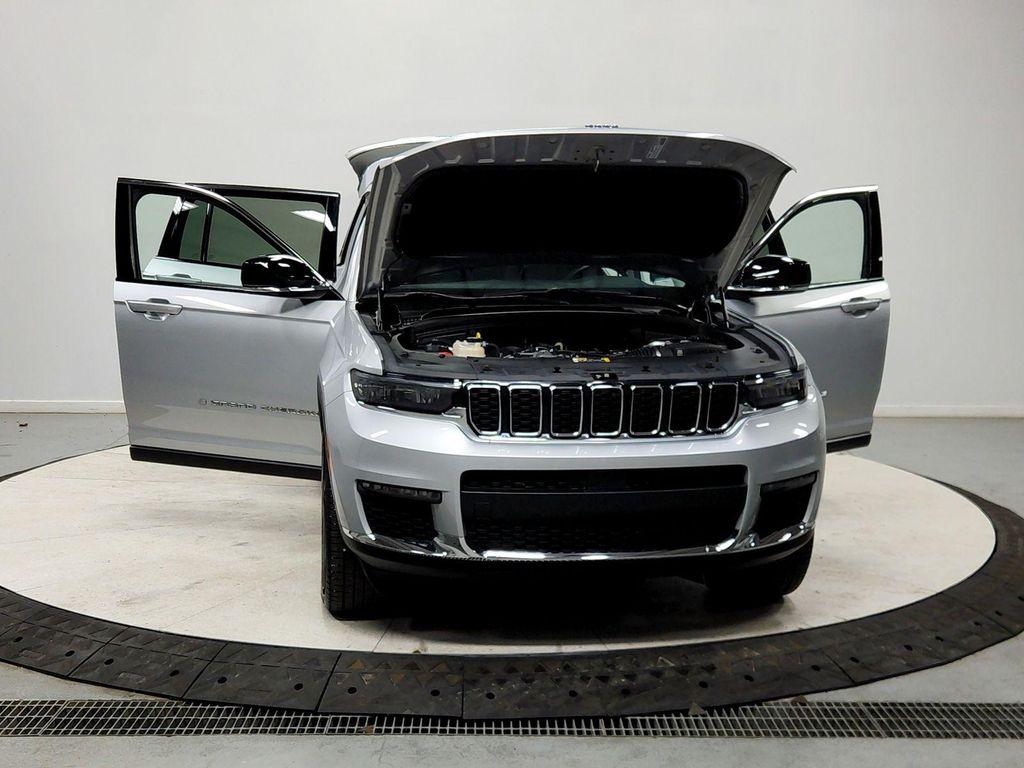 used 2021 Jeep Grand Cherokee L car, priced at $26,594