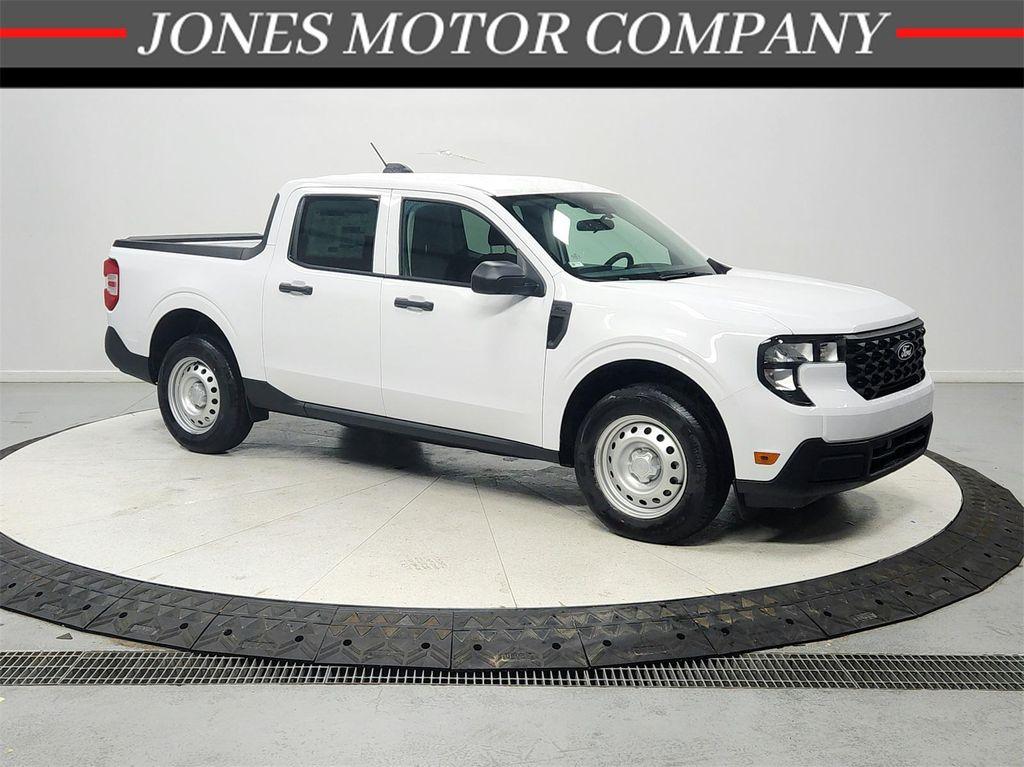new 2025 Ford Maverick car, priced at $25,987