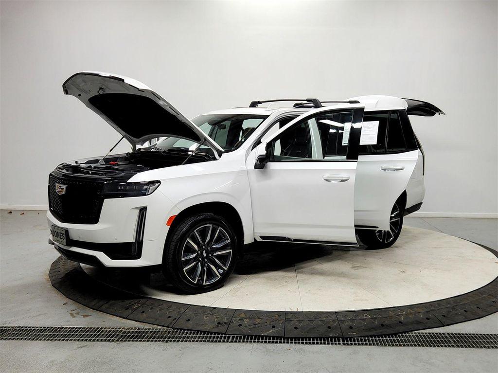 used 2023 Cadillac Escalade car, priced at $69,989