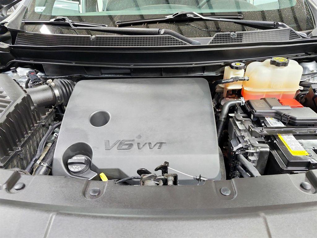 used 2023 Chevrolet Traverse car, priced at $25,986