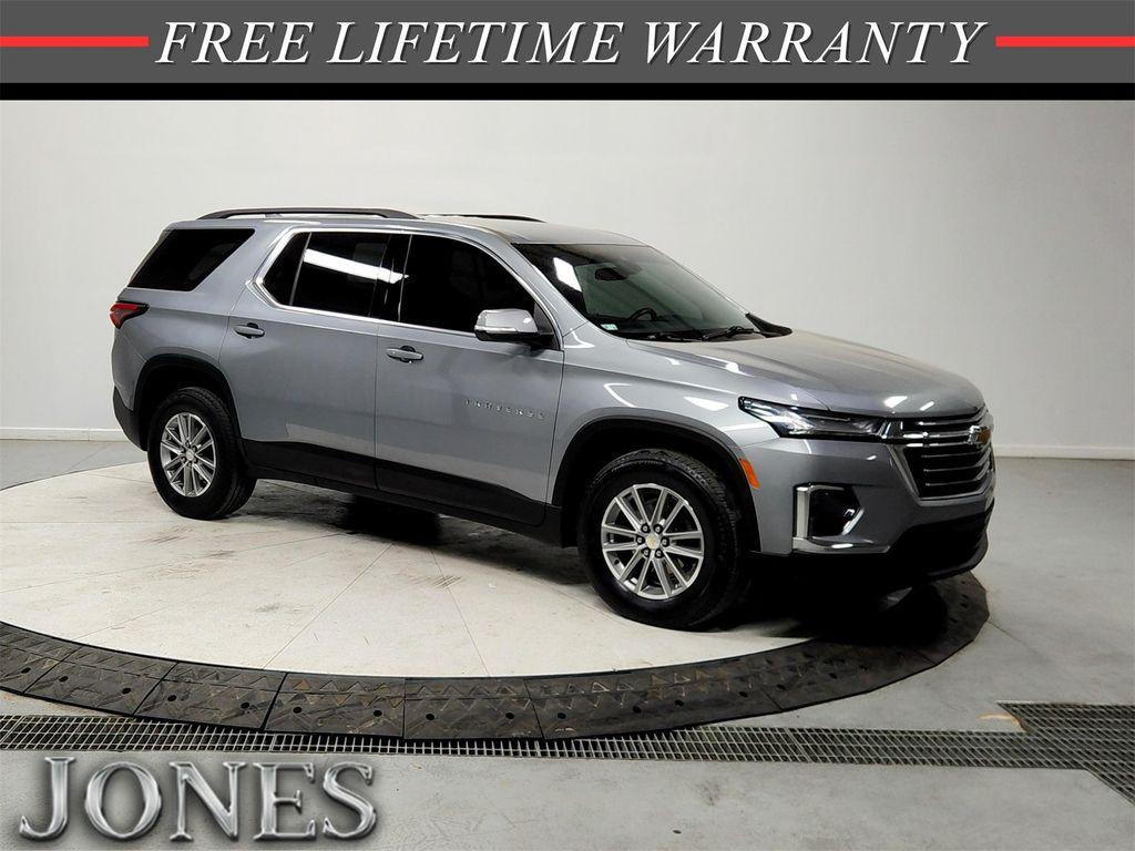 used 2023 Chevrolet Traverse car, priced at $25,986