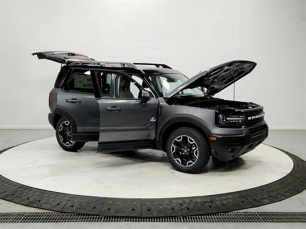 new 2025 Ford Bronco Sport car, priced at $36,164