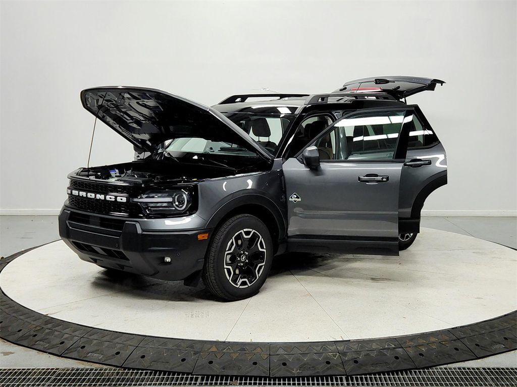new 2025 Ford Bronco Sport car, priced at $36,164