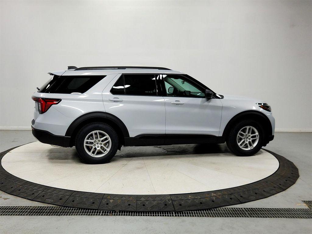 new 2026 Ford Explorer car, priced at $41,099