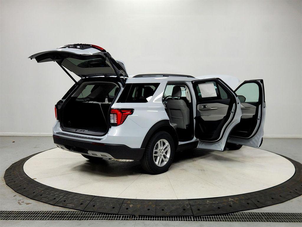 new 2026 Ford Explorer car, priced at $41,099