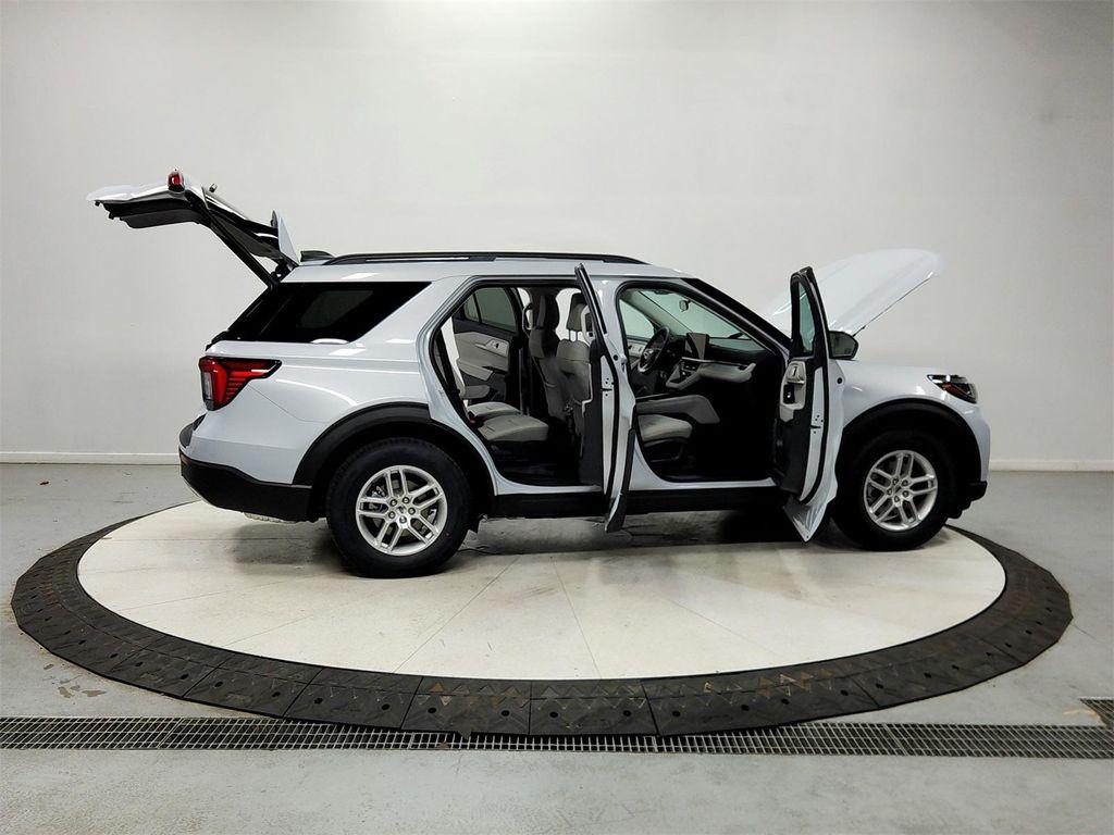 new 2026 Ford Explorer car, priced at $41,099