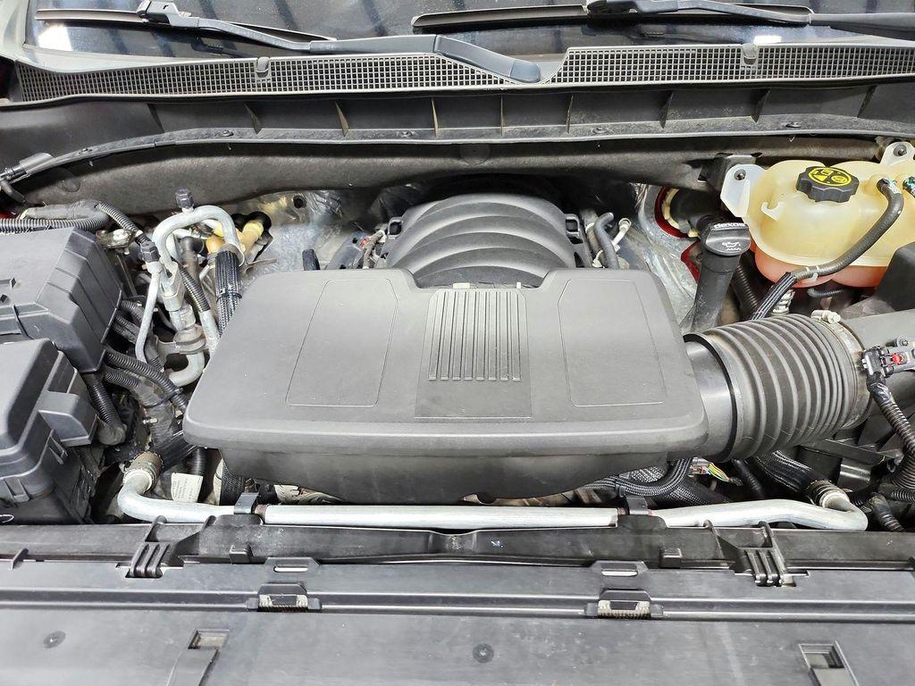 used 2021 Chevrolet Suburban car, priced at $40,998