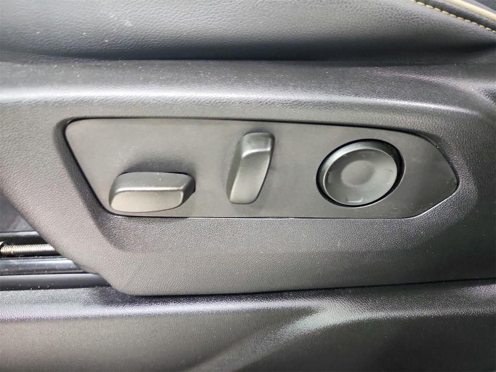 used 2024 Chevrolet Tahoe car, priced at $47,889