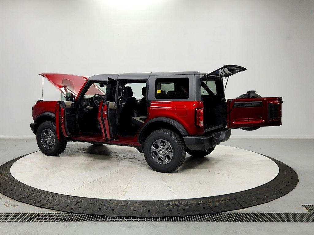 new 2025 Ford Bronco car, priced at $43,192