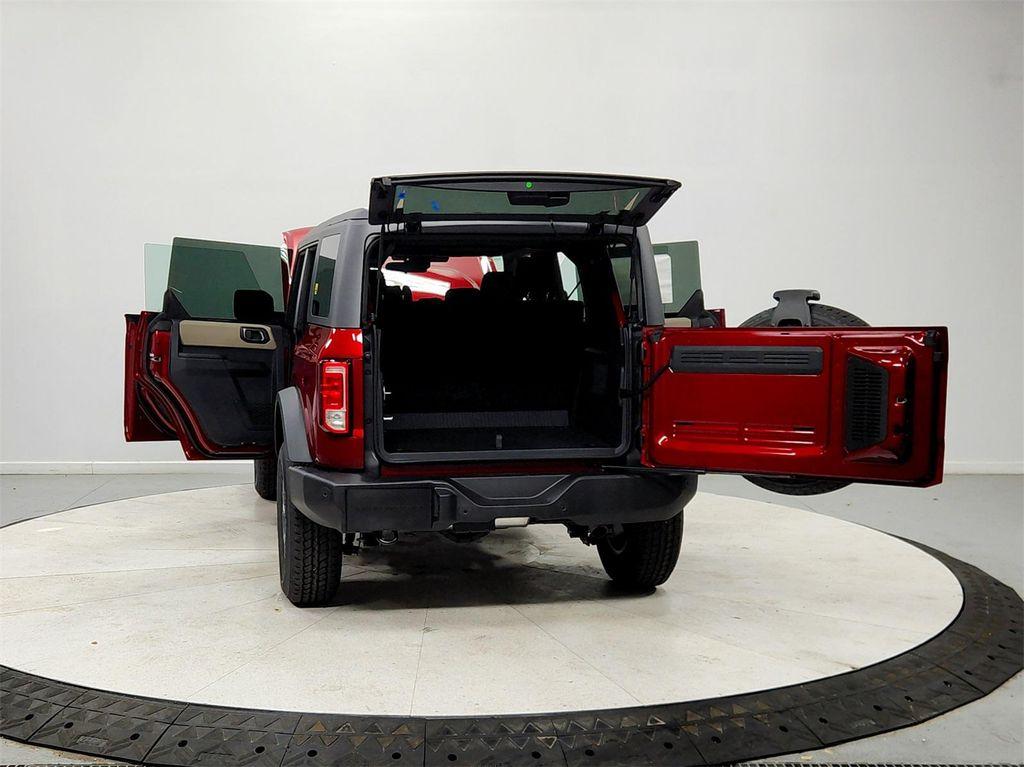 new 2025 Ford Bronco car, priced at $43,192