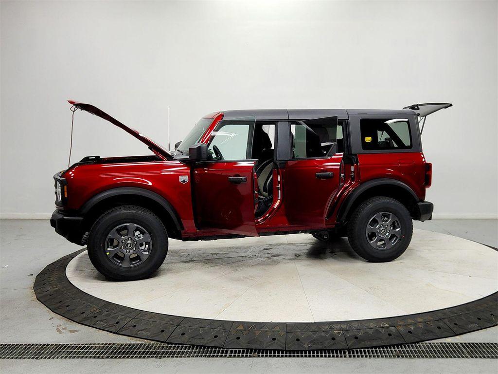 new 2025 Ford Bronco car, priced at $43,192