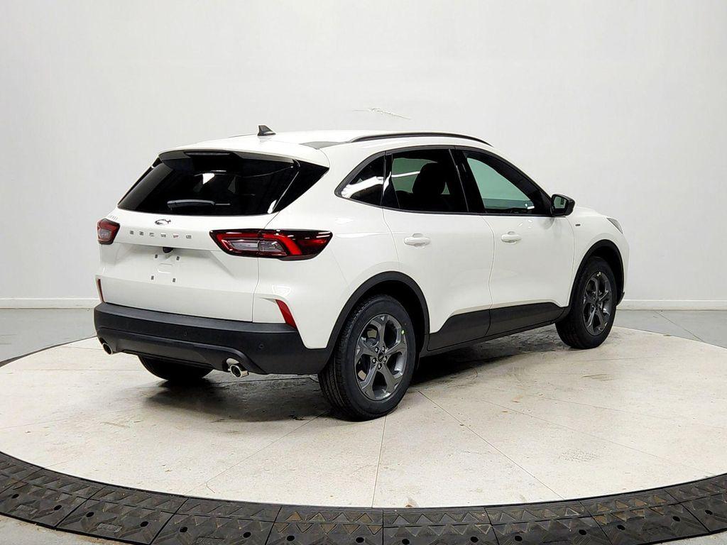 new 2026 Ford Escape car, priced at $28,631