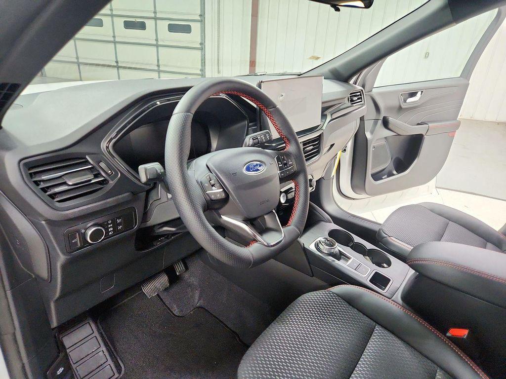 new 2026 Ford Escape car, priced at $28,631