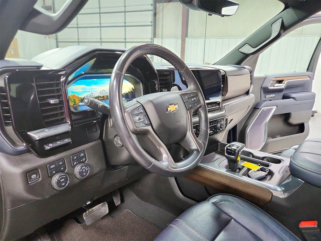 used 2023 Chevrolet Silverado 1500 car, priced at $43,986