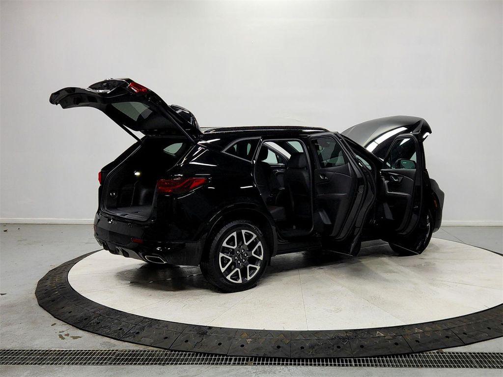 used 2025 Chevrolet Blazer car, priced at $31,302