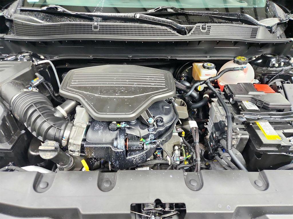 used 2025 Chevrolet Blazer car, priced at $31,302