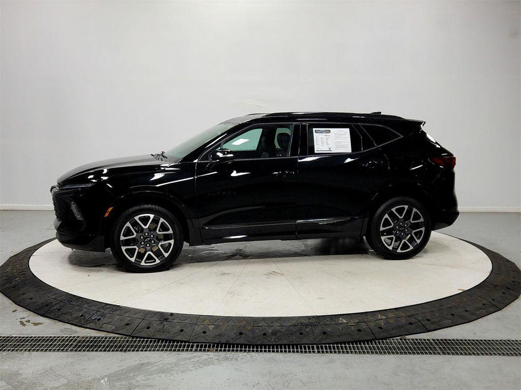 used 2025 Chevrolet Blazer car, priced at $31,302