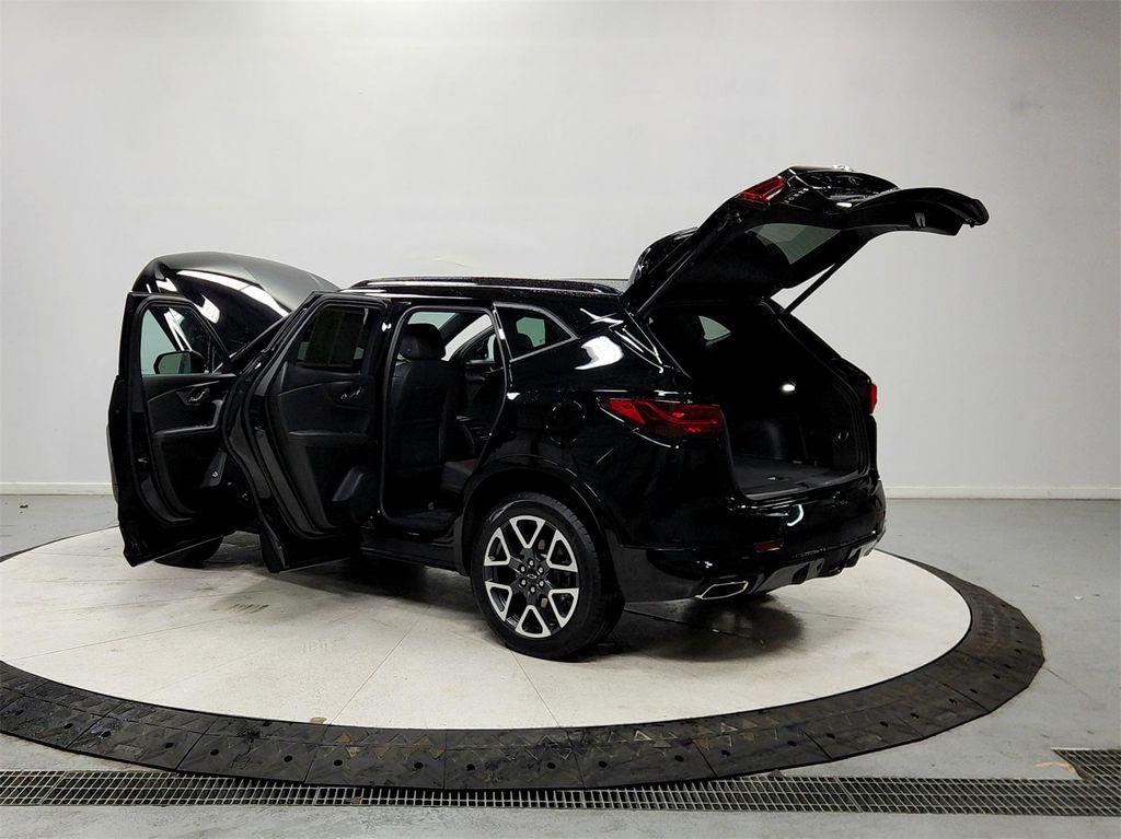 used 2025 Chevrolet Blazer car, priced at $31,302