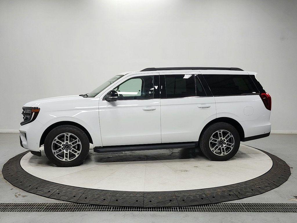 used 2025 Ford Expedition car, priced at $61,670