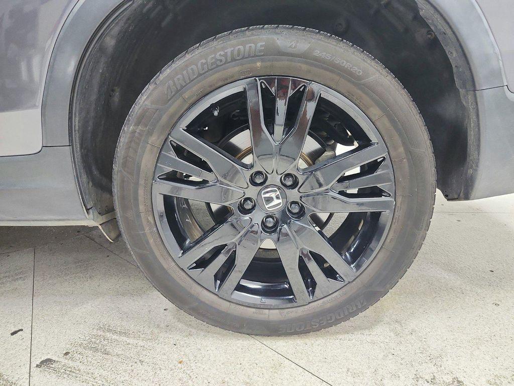 used 2021 Honda Pilot car, priced at $24,759