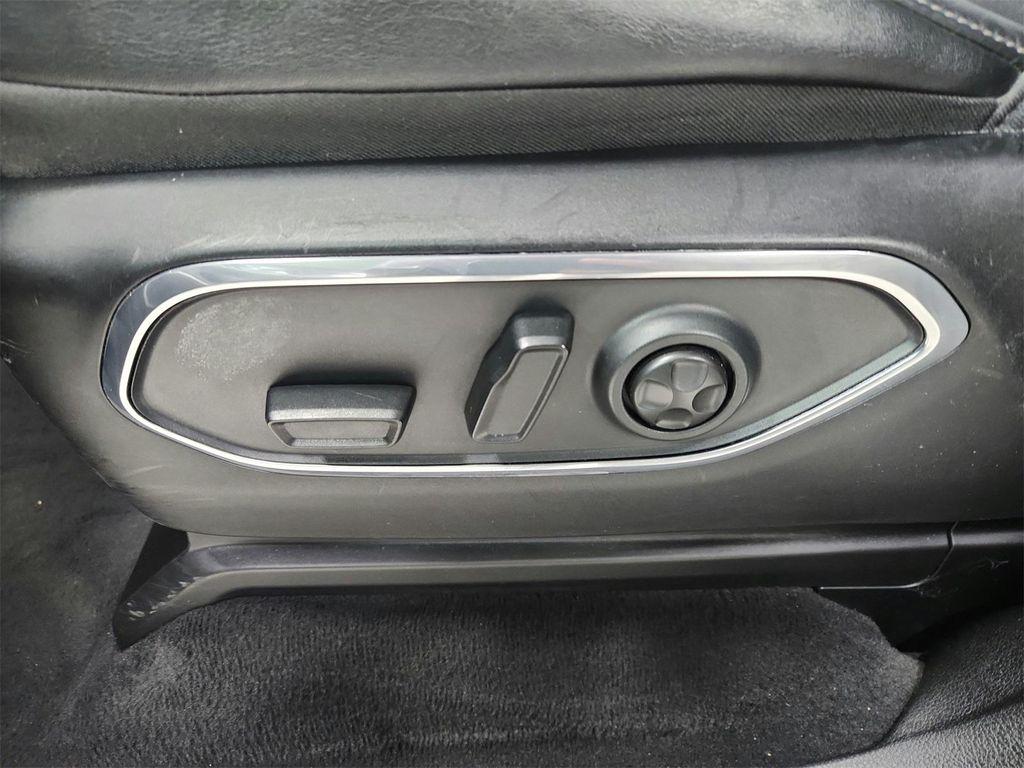 used 2022 Jeep Wagoneer car, priced at $36,954