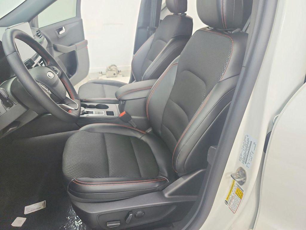 new 2026 Ford Escape car, priced at $31,631