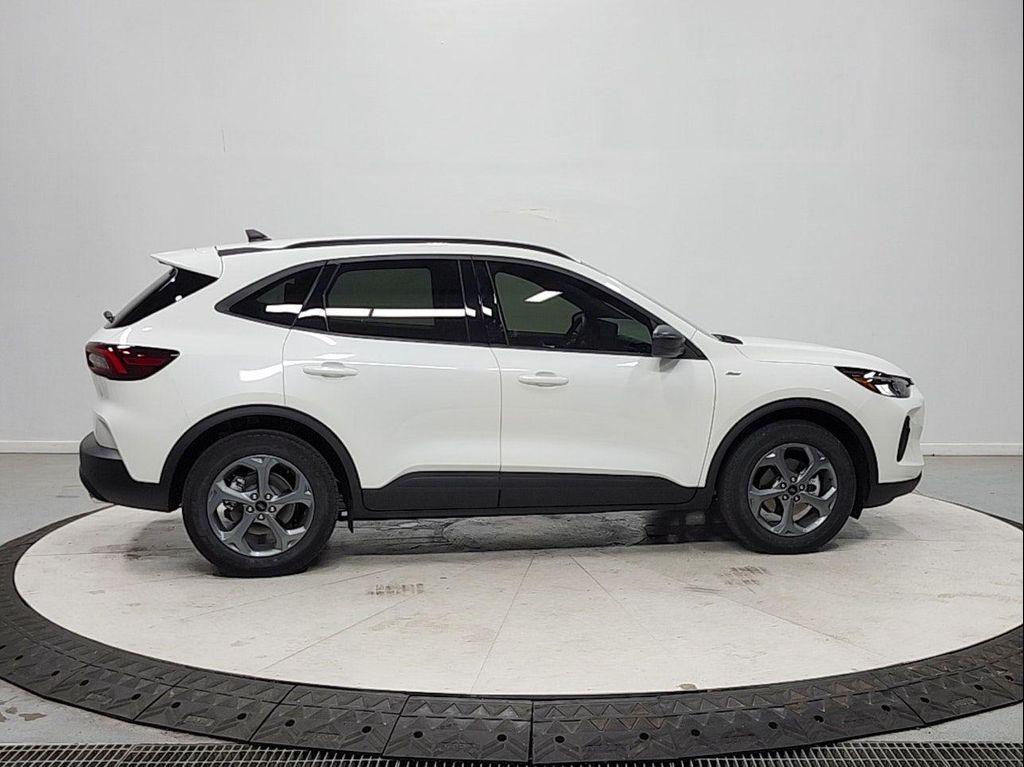 new 2026 Ford Escape car, priced at $31,631
