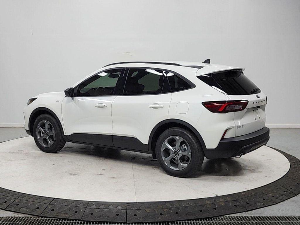 new 2026 Ford Escape car, priced at $31,631