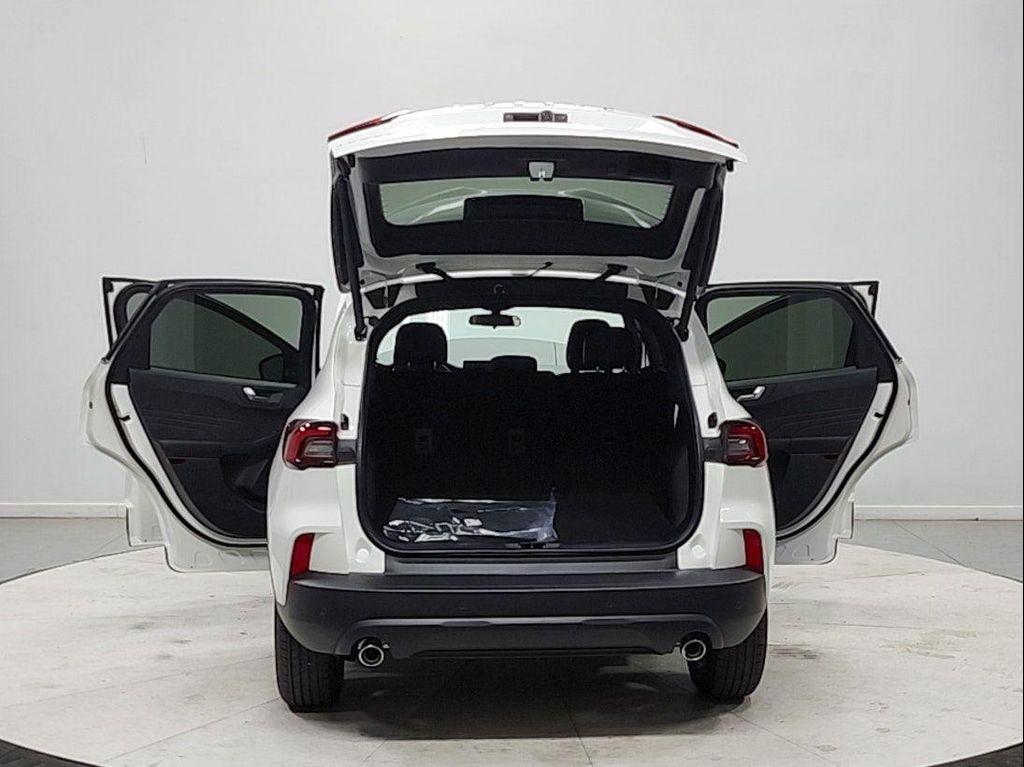 new 2026 Ford Escape car, priced at $31,631
