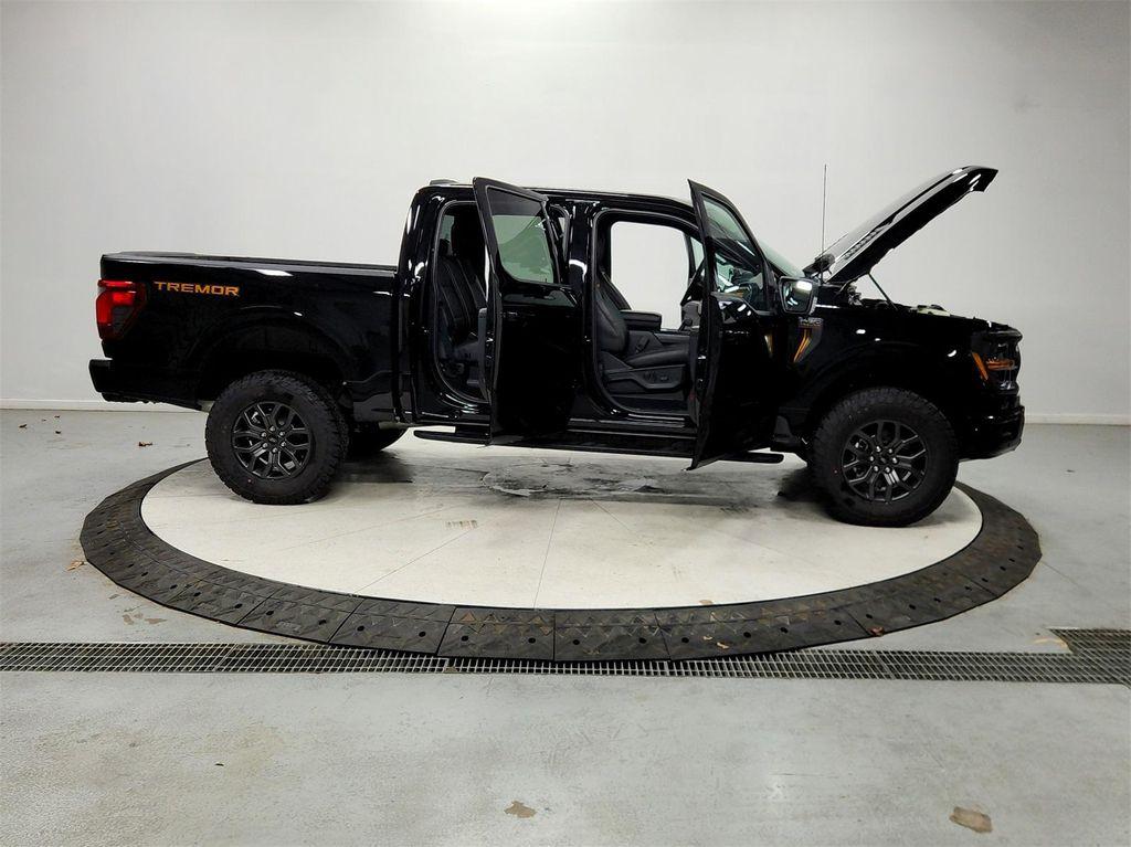 new 2025 Ford F-150 car, priced at $63,072