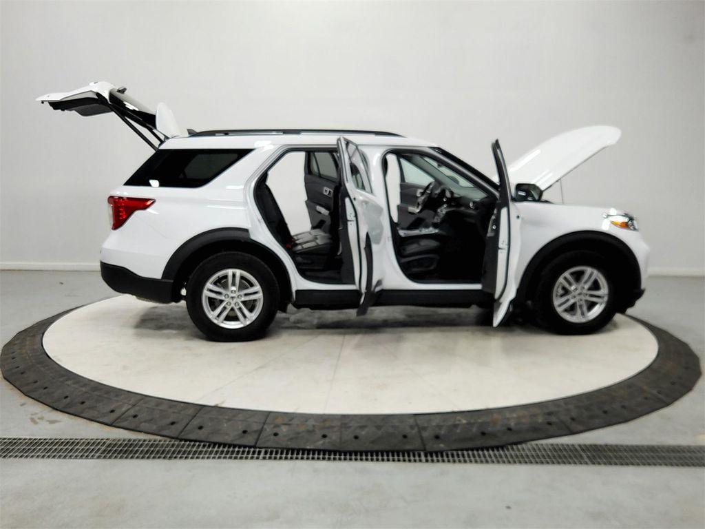 used 2024 Ford Explorer car, priced at $30,998