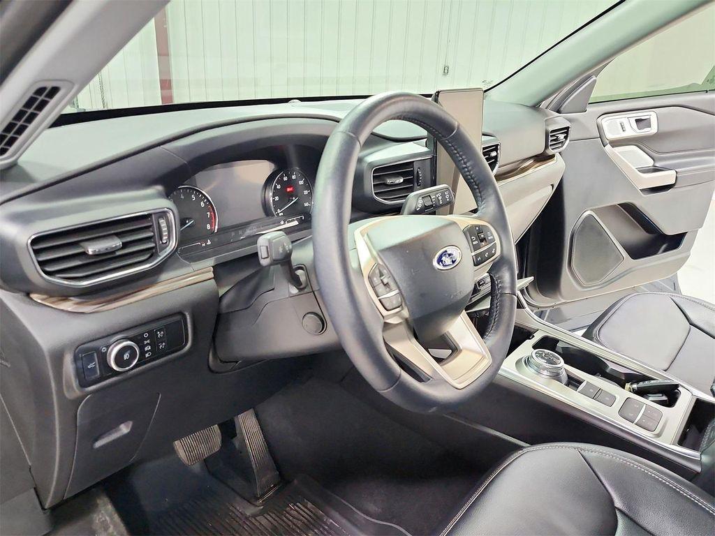 used 2024 Ford Explorer car, priced at $34,986
