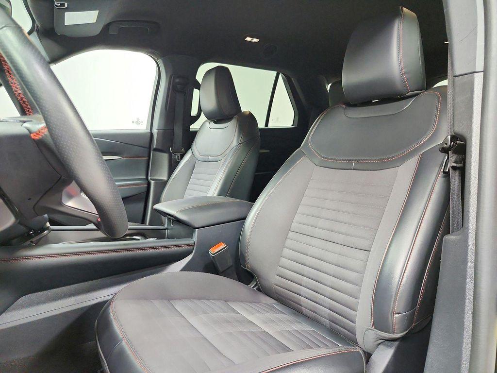 used 2025 Ford Explorer car, priced at $38,986