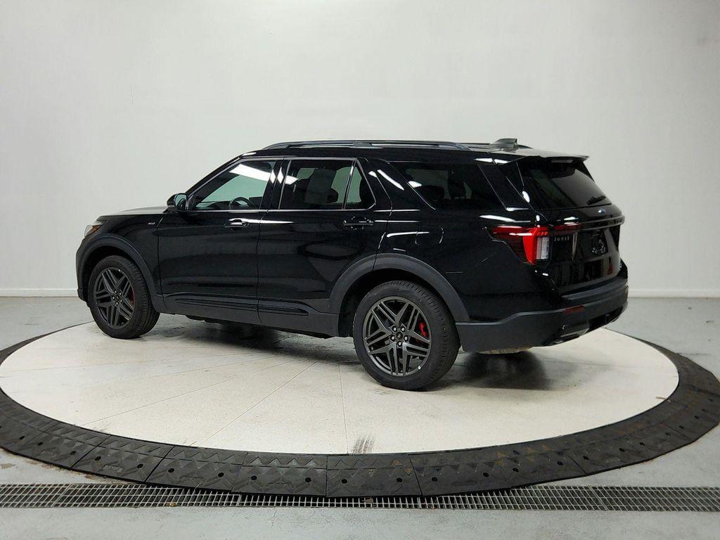 used 2025 Ford Explorer car, priced at $38,986