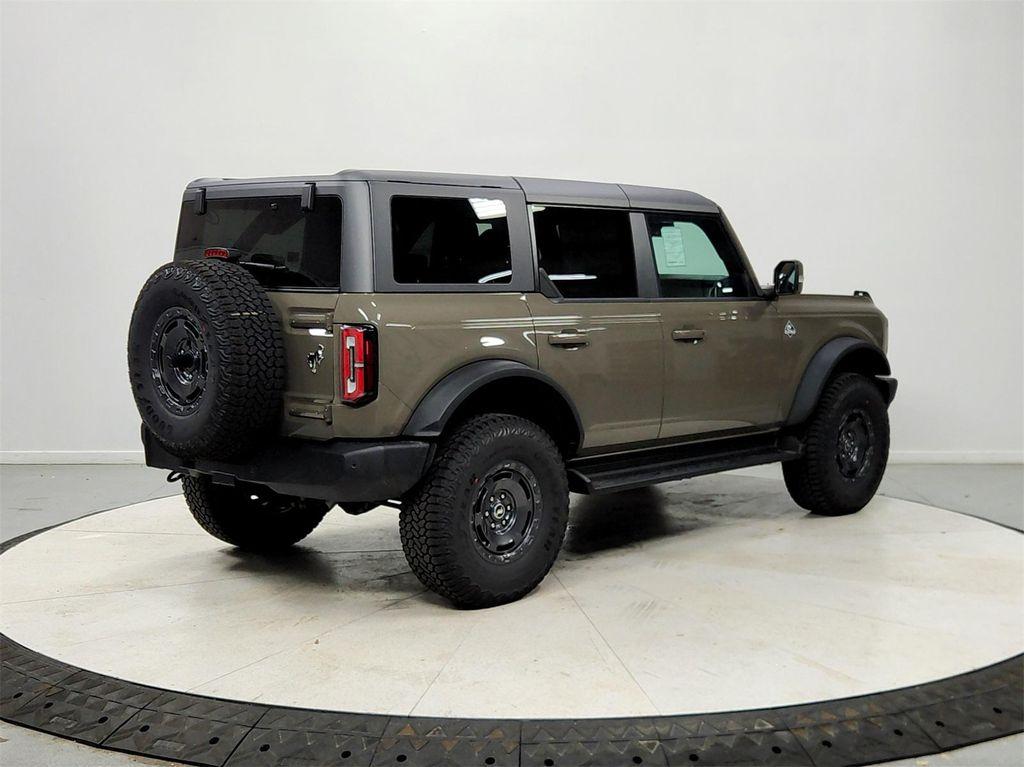new 2025 Ford Bronco car, priced at $57,673