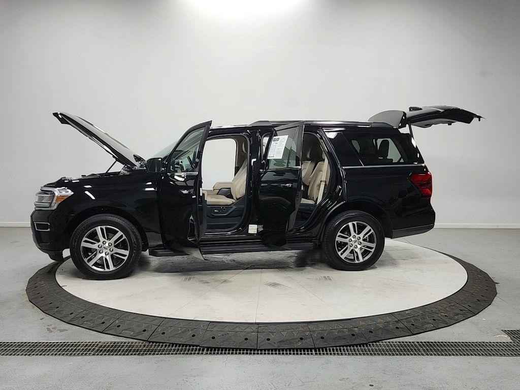 used 2024 Ford Expedition car, priced at $47,110