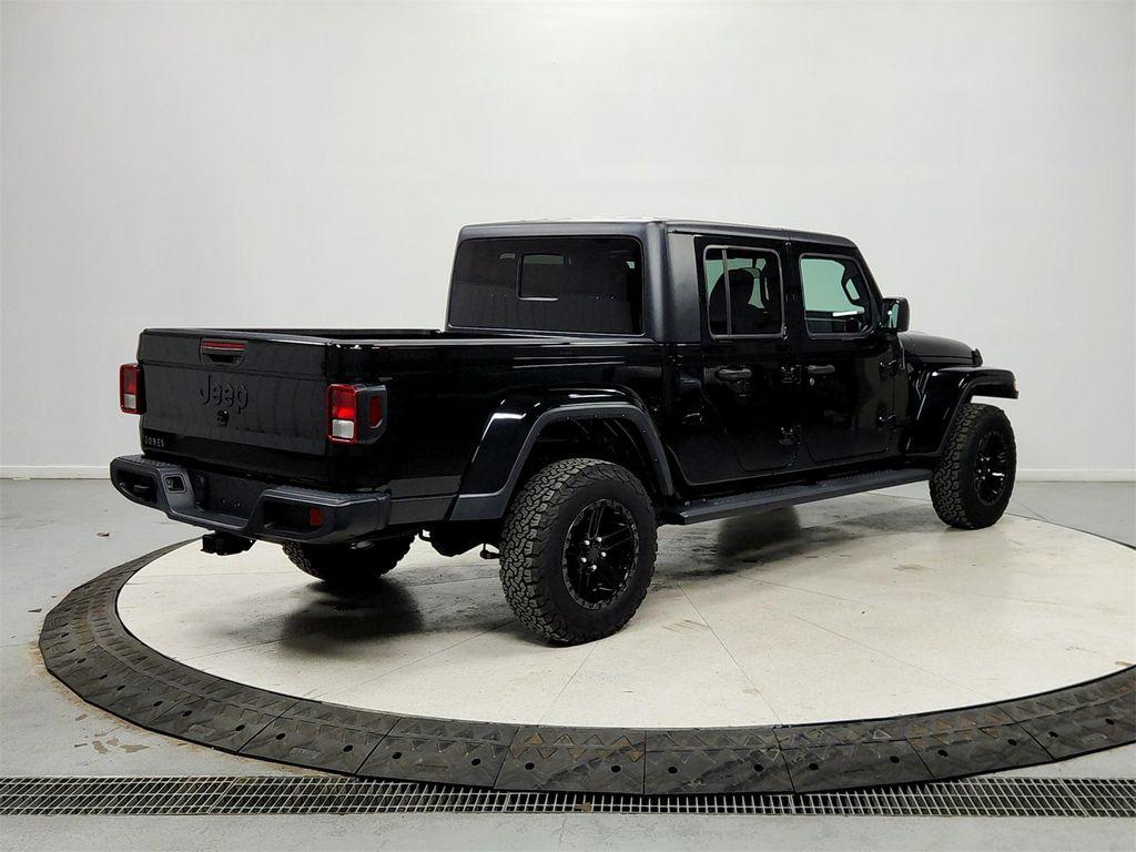 used 2022 Jeep Gladiator car, priced at $27,777