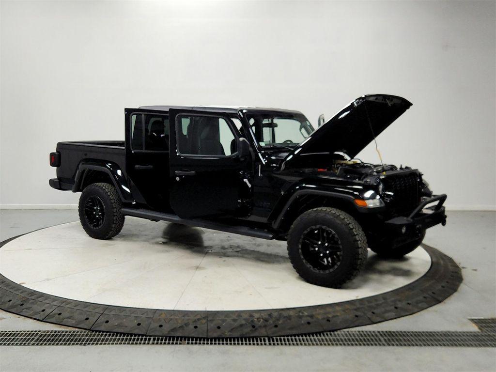 used 2022 Jeep Gladiator car, priced at $27,777