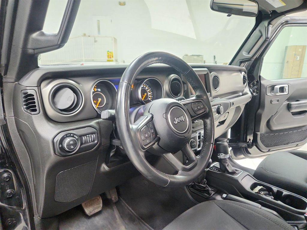 used 2022 Jeep Gladiator car, priced at $27,777