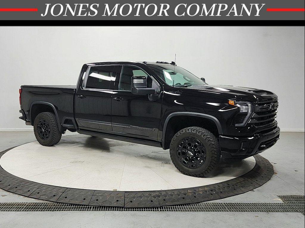 used 2024 Chevrolet Silverado 2500 car, priced at $64,330