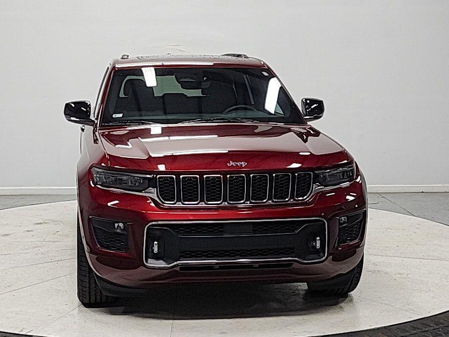 used 2023 Jeep Grand Cherokee car, priced at $33,388