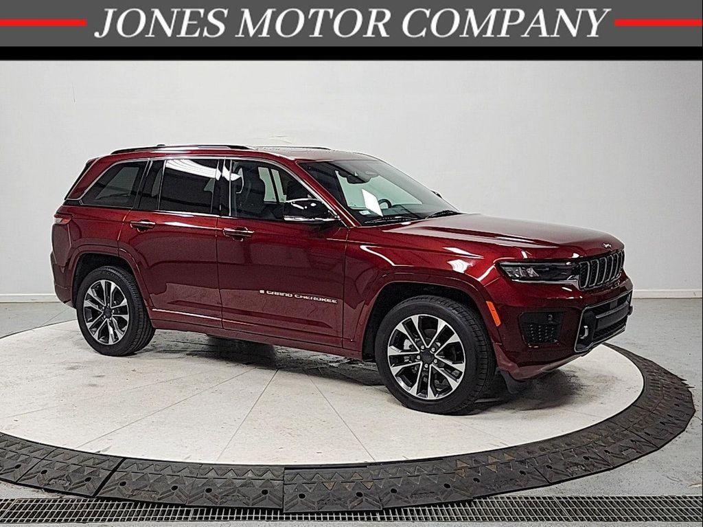 used 2023 Jeep Grand Cherokee car, priced at $33,388